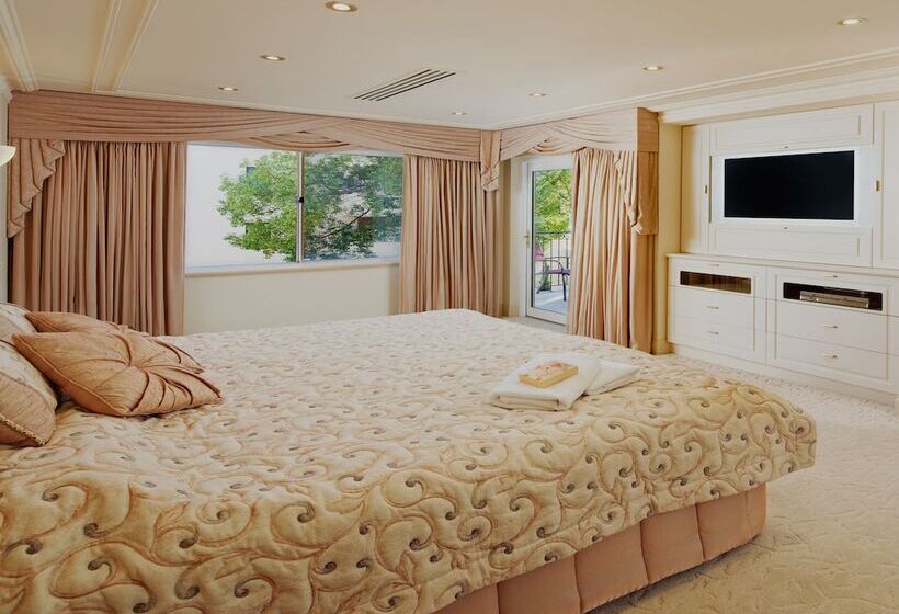 이그제큐티브 스위트, The Peninsula Riverside Serviced Apartments