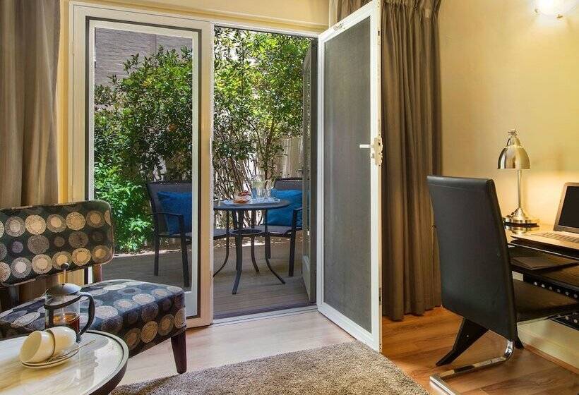 스위트, The Peninsula Riverside Serviced Apartments
