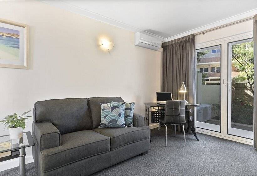 스위트, The Peninsula Riverside Serviced Apartments