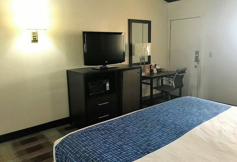 חדר סטנדרט, Travelodge By Wyndham New Braunfels