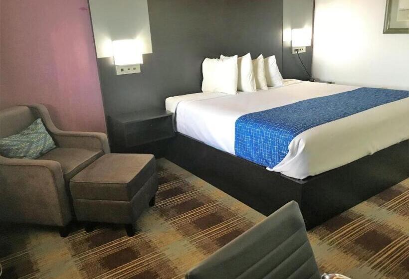 Стандартный Номер Кровать Кинг, Travelodge By Wyndham New Braunfels