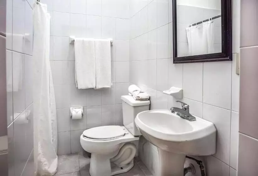 اتاق استاندارد با تخت بزرگ, Urdinola