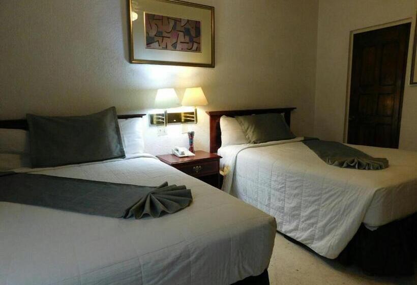 Quarto Estandar 2 Camas Casal, Urdinola