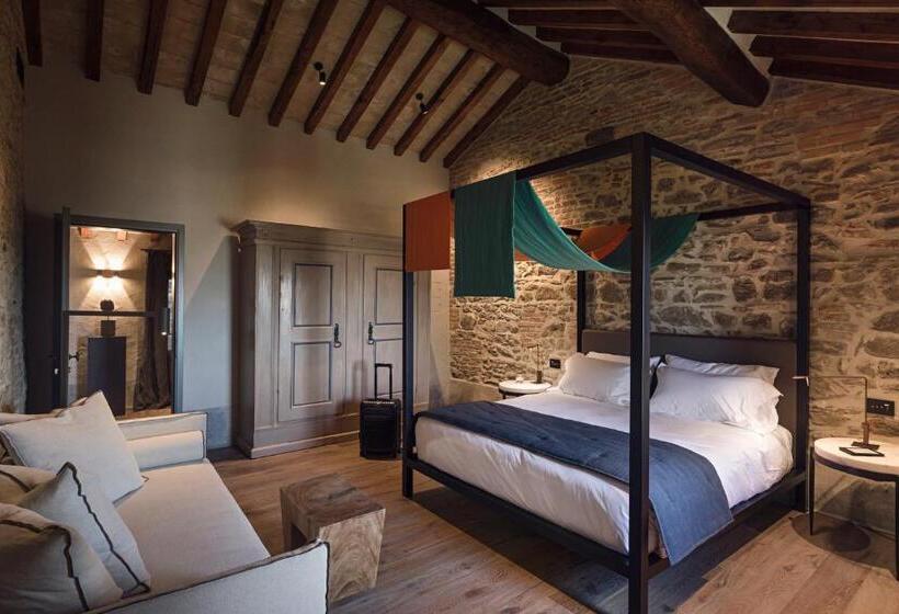 小型套房, Rastrello