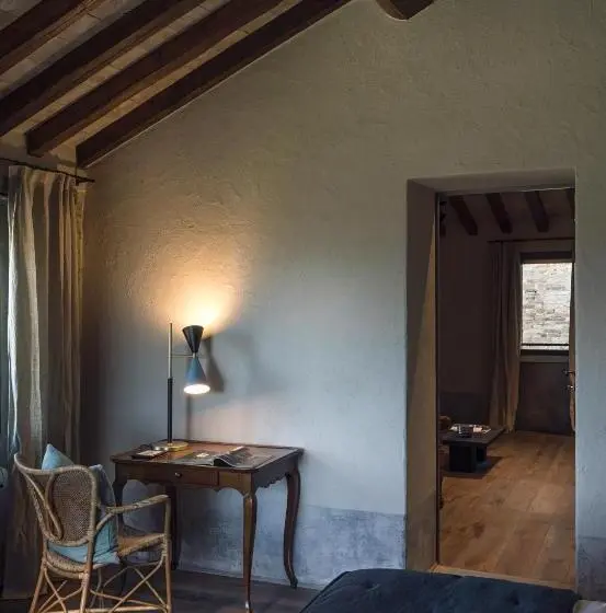 Junior Suite, Rastrello