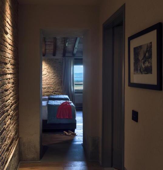 带大床的高级房间, Rastrello