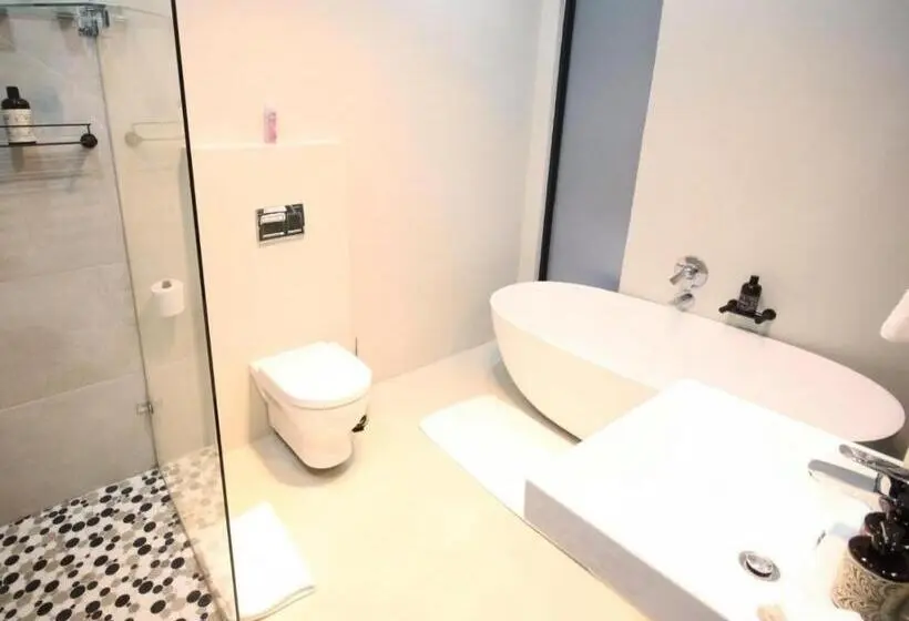 ファミリールーム, Crestwood Bed & Breakfast