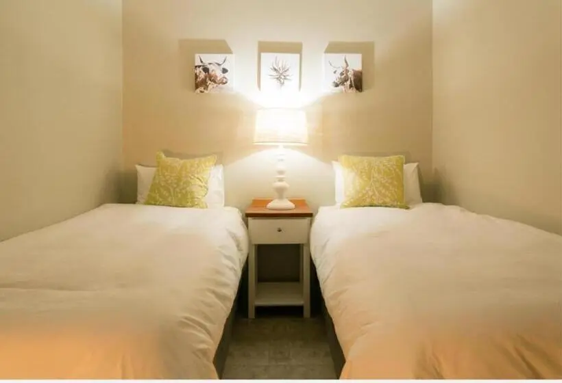 ファミリールーム, Crestwood Bed & Breakfast