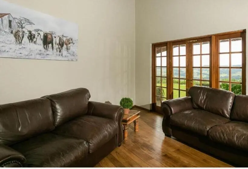 ファミリールーム, Crestwood Bed & Breakfast