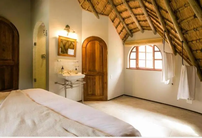 エコノミールーム, Crestwood Bed & Breakfast