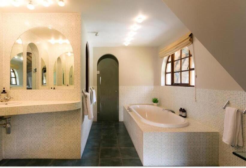 חדר סטנדרט עם מיטת קינג, Crestwood Bed & Breakfast