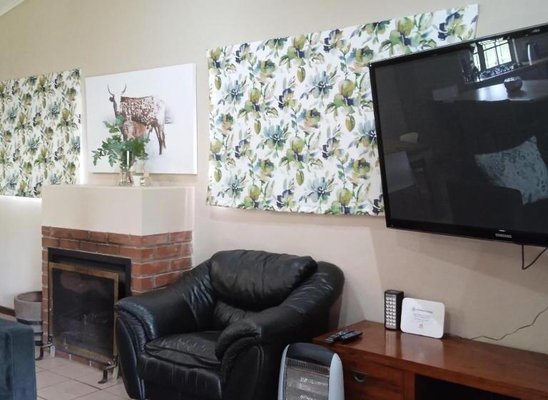 בית, חדר שינה 1, Crestwood Bed & Breakfast