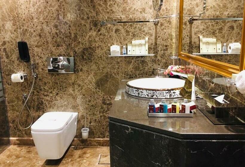 バルコニー付きスタンダードルーム, Al Rahden