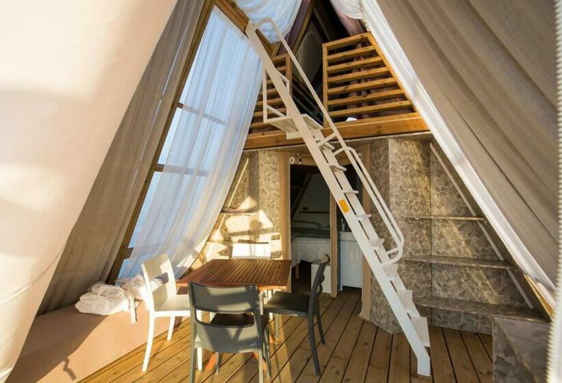 چادر با خدمات رفاهی استاندارد, Nabi Resort Glamping & Spa