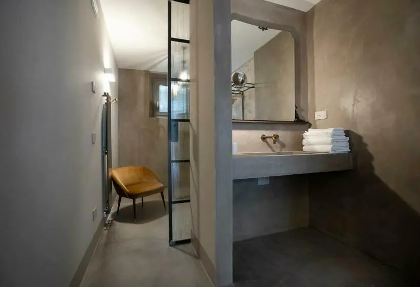 اتاق استاندارد, Casazavi