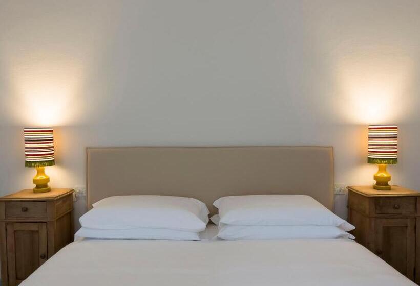 اتاق سوپریور با تخت بزرگ, Casazavi