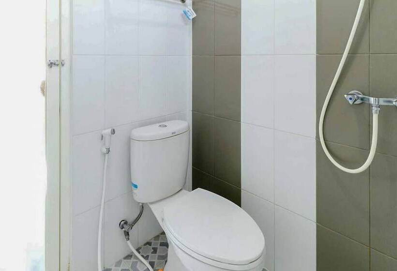 豪华房间, Griya Mulya Near Alun Alun Batu Mitra Reddoorz