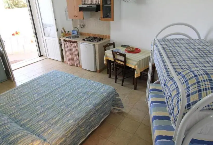 スタンダード4人部屋, B&b Monterossi