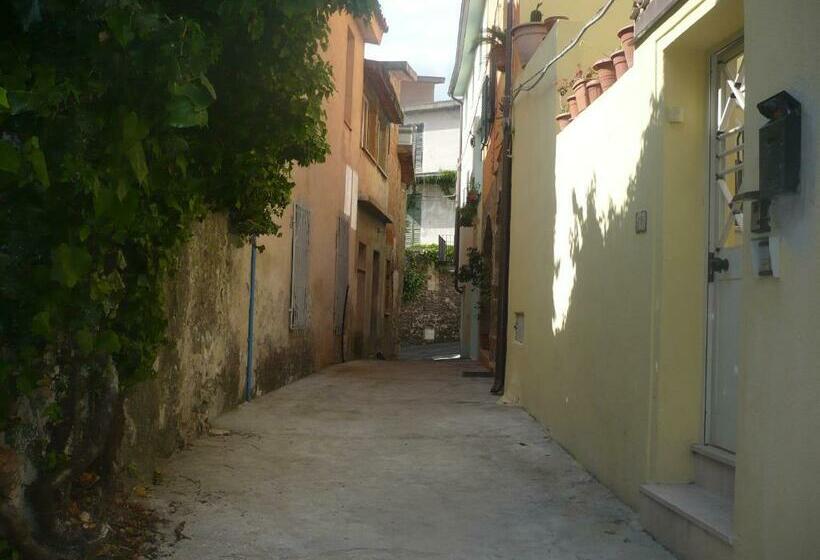 اتاق استاندارد, B&b Sardinia Room Siscaledda