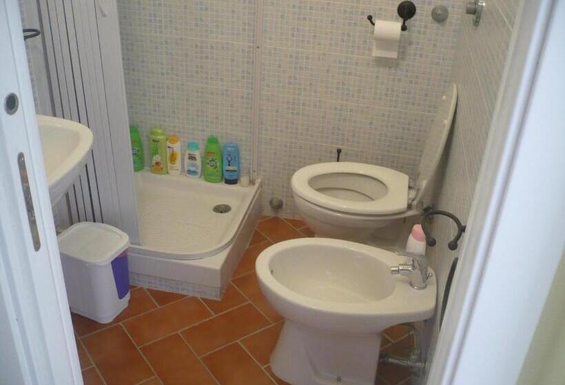 شقة من غرفة نوم واحدة متصلة, B&b Sardinia Room Siscaledda