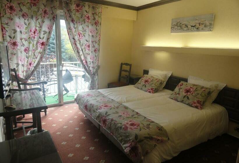 غرفة قياسية ثلاثية, Le Jardin