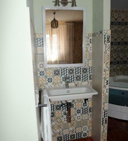 جناح مزود بجاكوزى, Rural El Labrador