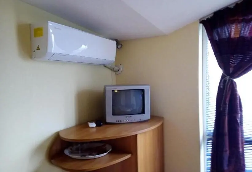 اتاق عادی, Rooms Via Maris