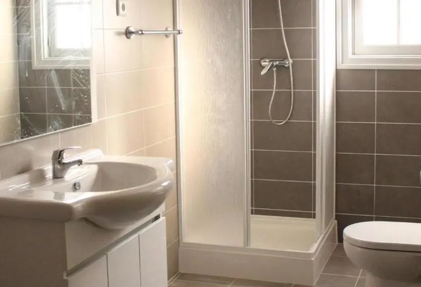 اتاق استاندارد یک نفره, Be Coimbra Hostels