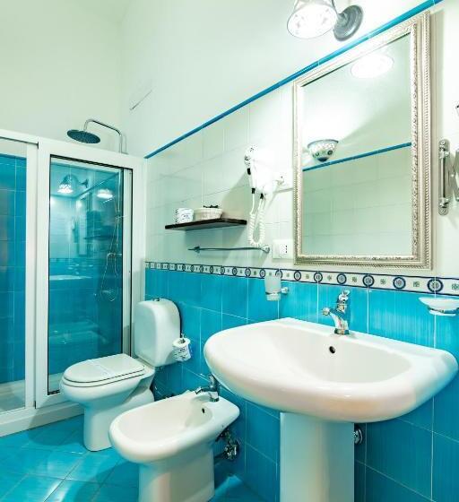 三人经典房间, B&b Ottocento Sul Mare