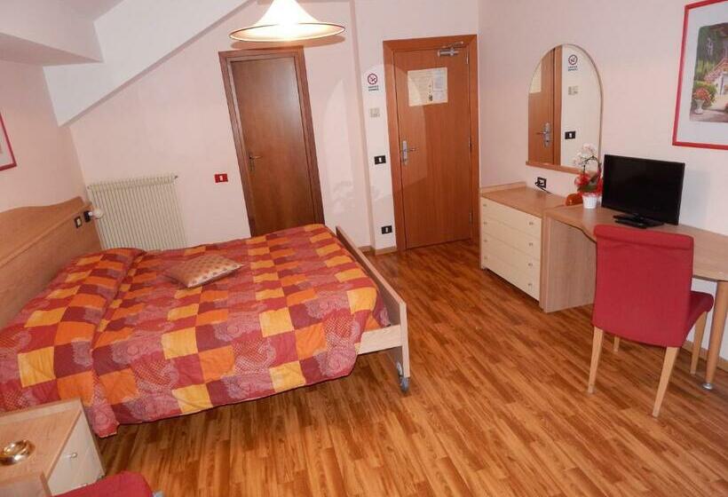 Pokój Standard, Albergo Ginevra