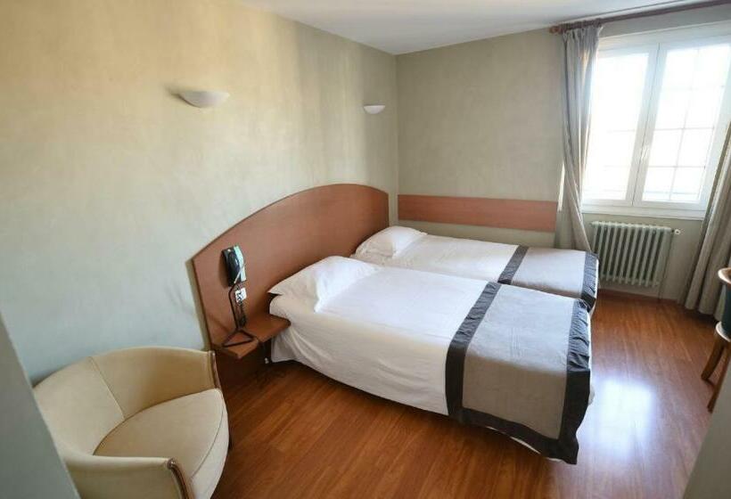 スタンダードルーム, La Route D'argent