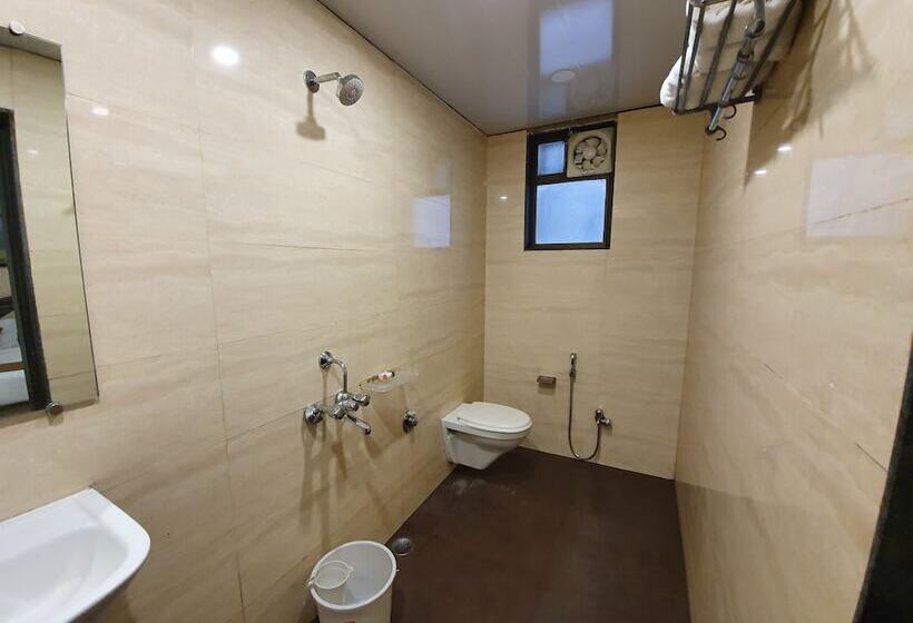 디럭스 룸, Montana