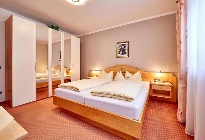 Дом 2 Спальни, Gästehaus Marianne