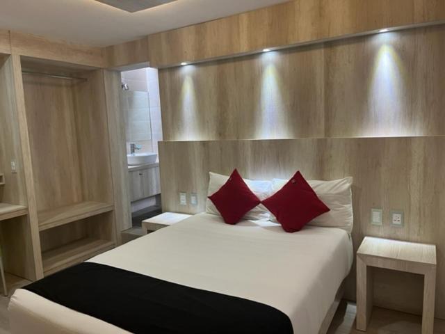 سوییت جونیور, La Estancia Zacatlan