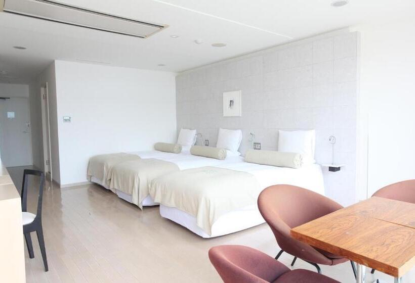 标准三人间, Setre Kobe Maiko