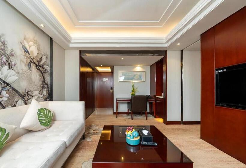 سوییت لوکس, Guangdong Hotel Shanghai   Free Self Service Laundry