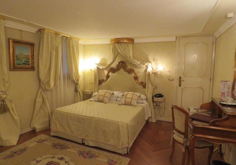 Superior-huone, Antico Doge   A Member Of Elizabeth Hotel Group