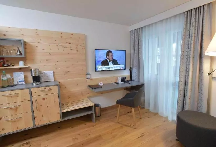 Standard Yhden Hengen Huone, Best Western Plus Hotel Alpenhof