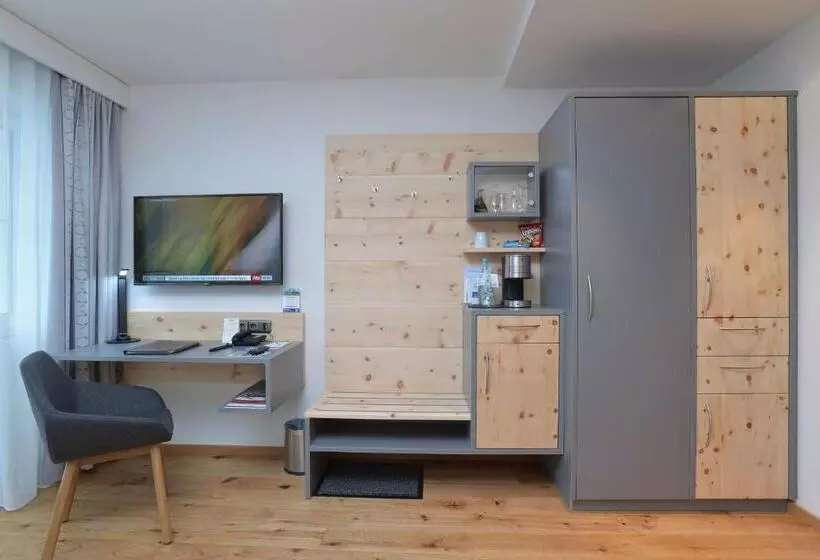 Standard Yhden Hengen Huone, Best Western Plus Hotel Alpenhof