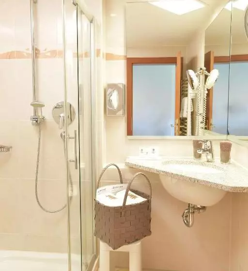 Deluxe-huone, Best Western Plus Hotel Alpenhof