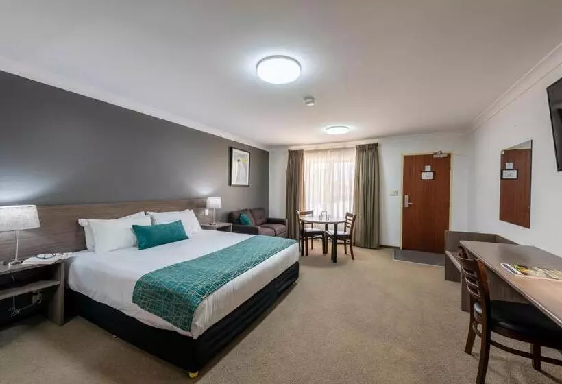 Executive Room King Size Bed, Best Western Plus Ambassador Orange