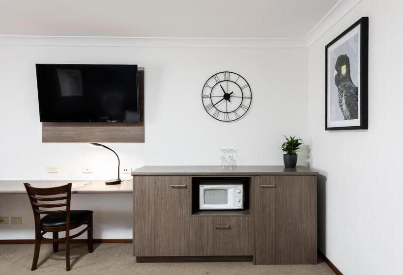 اتاق اجرایی با تخت بزرگ, Best Western Plus Ambassador Orange