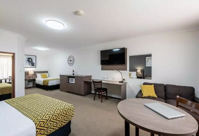 Executive Room, Best Western Plus Ambassador Orange