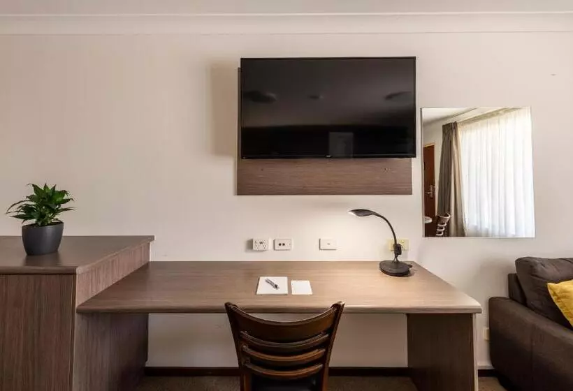 Executive Room, Best Western Plus Ambassador Orange