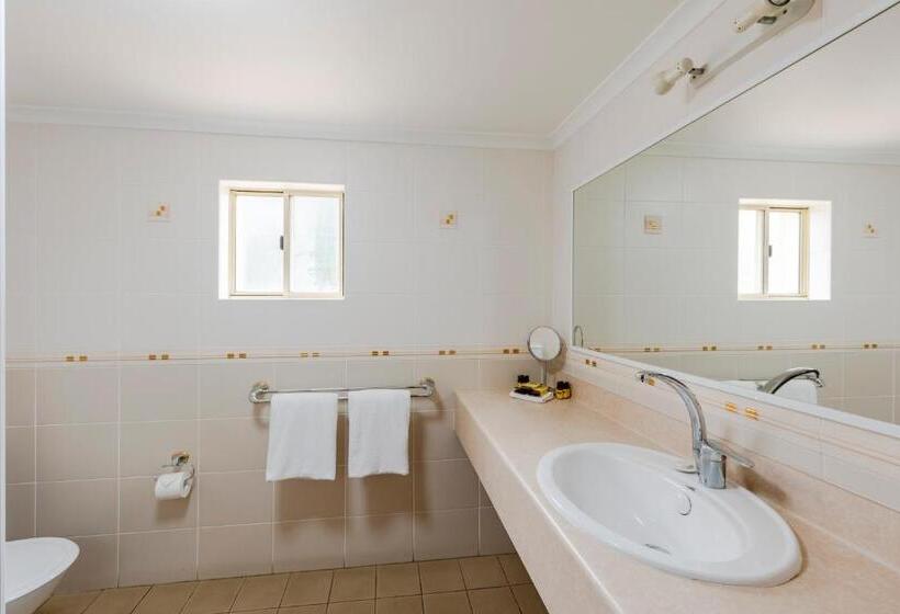 اتاق خانوادگی, Best Western Plus Ambassador Orange