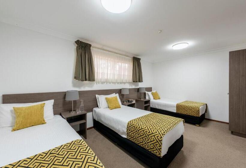 اتاق خانوادگی, Best Western Plus Ambassador Orange