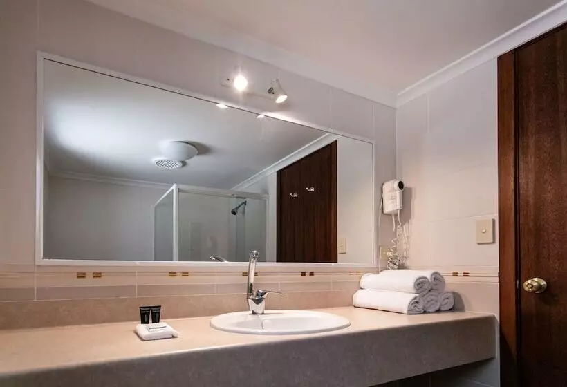 Deluxe Room, Best Western Plus Ambassador Orange