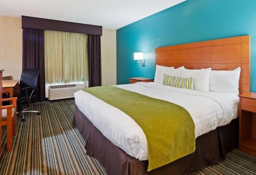 Стандартный Номер Кровать Кинг, Best Western Plus Menomonie Inn & Suites