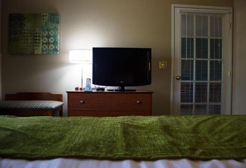 Люкс Кровать Кинг, Best Western Plus Menomonie Inn & Suites