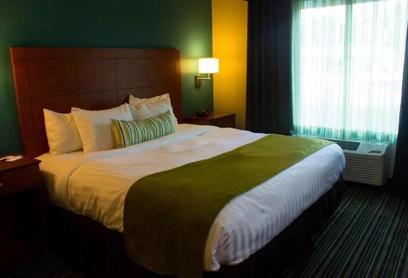 身障者適用スイートルーム, Best Western Plus Menomonie Inn & Suites